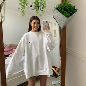 White polo sweatshirt